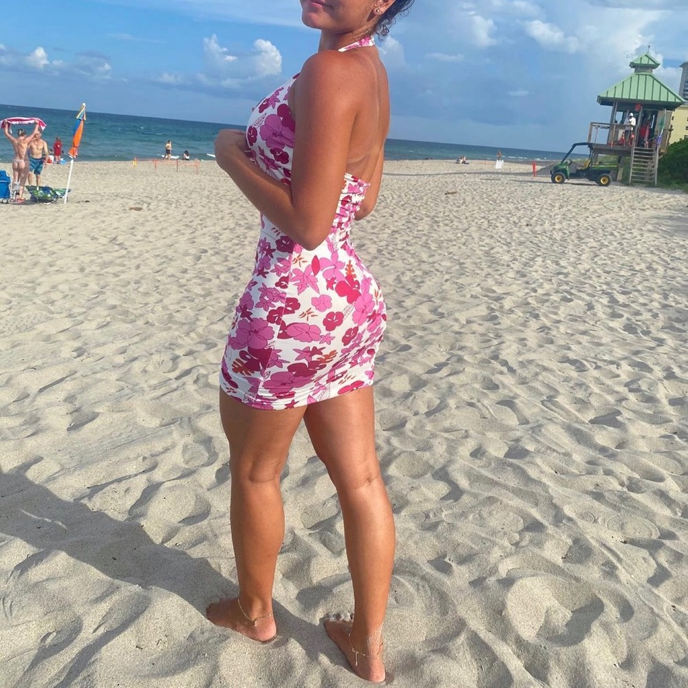 Pink Hawaiian dresss